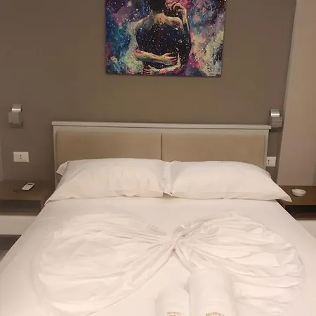Real Ξενοδοχείο *